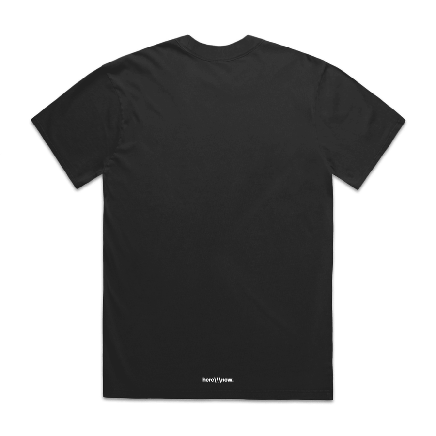 Relaxed Tee - Essential - Faded Black - here\\\now.