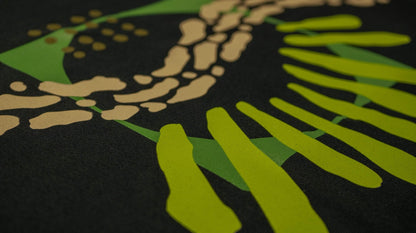 Unison Tee - Wild Green - here\\\now.